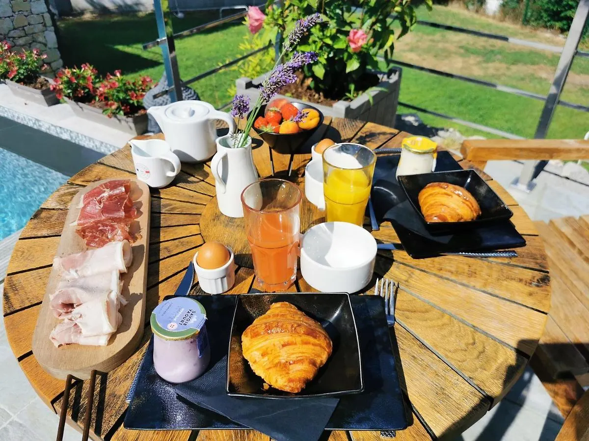 ニース Escondida Bed & Breakfast