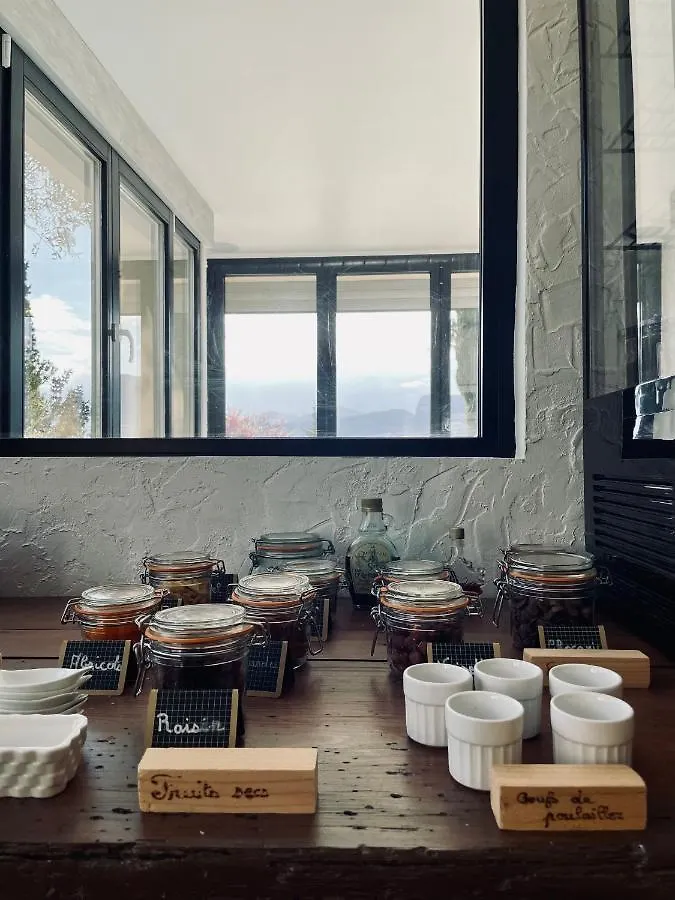 ニース Escondida Bed & Breakfast